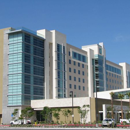 Embassy Suites Ontario - Airport Kültér fotó