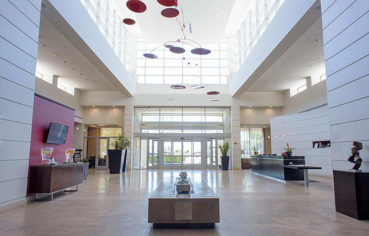 Embassy Suites Ontario - Airport Kültér fotó