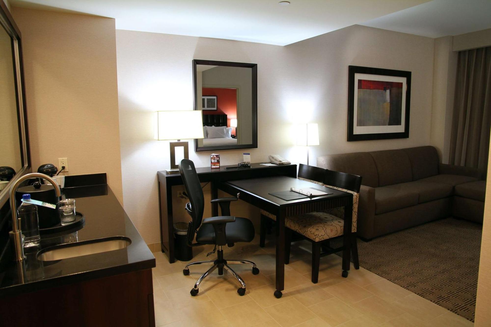 Embassy Suites Ontario - Airport Kültér fotó
