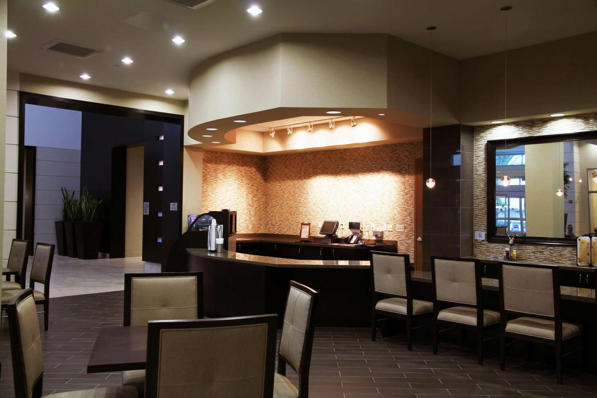 Embassy Suites Ontario - Airport Étterem fotó