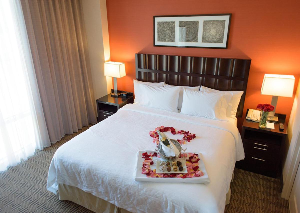 Embassy Suites Ontario - Airport Kültér fotó