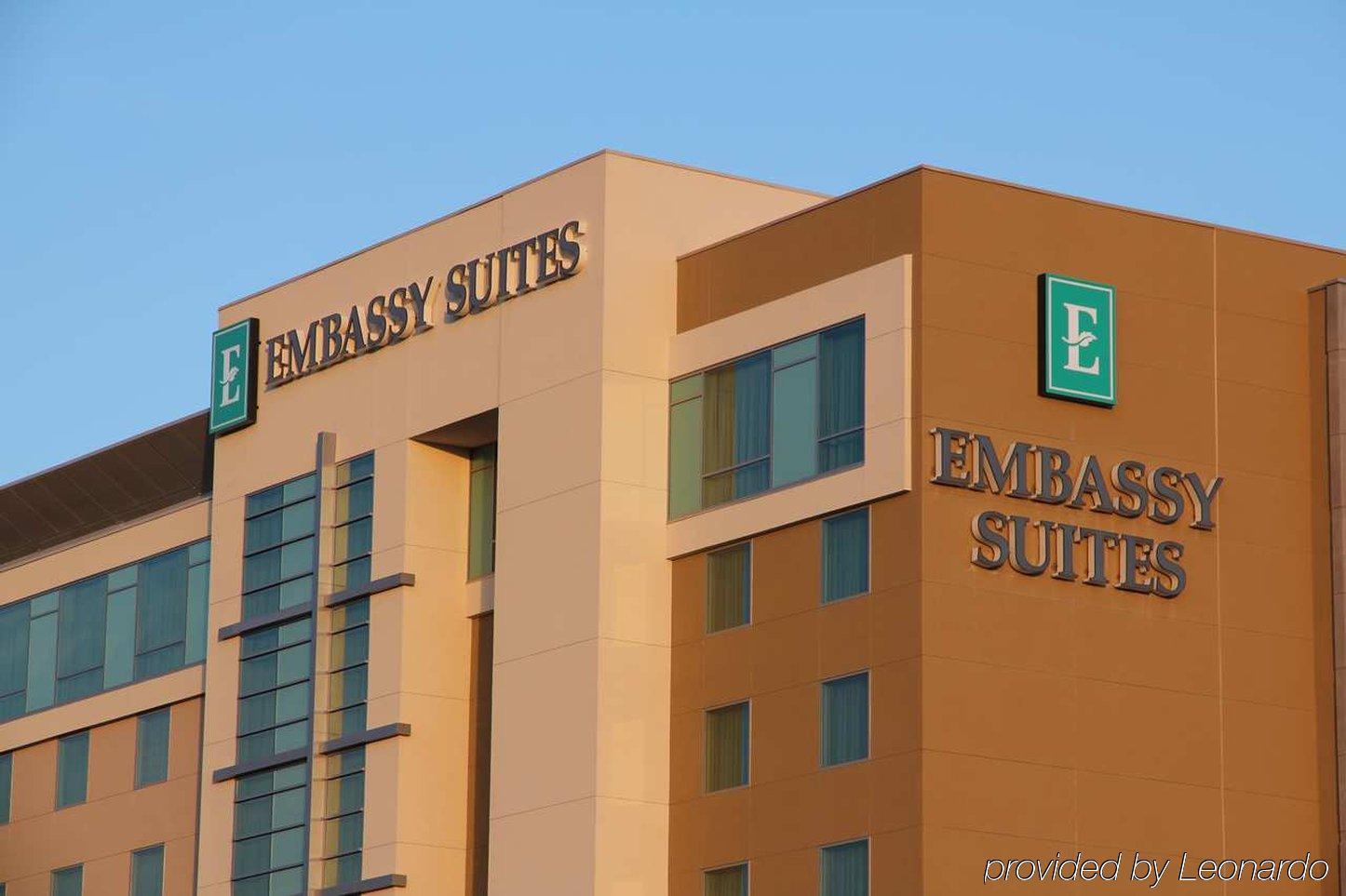 Embassy Suites Ontario - Airport Kültér fotó